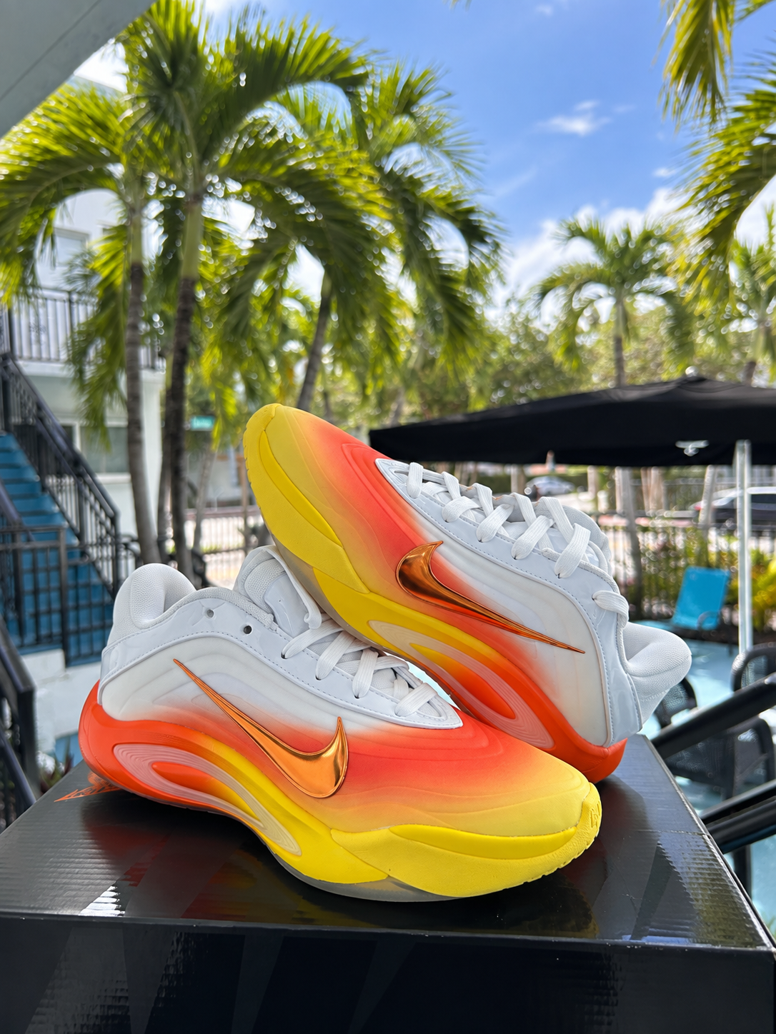 NIKE A ONE CANDY CORN QUEEN