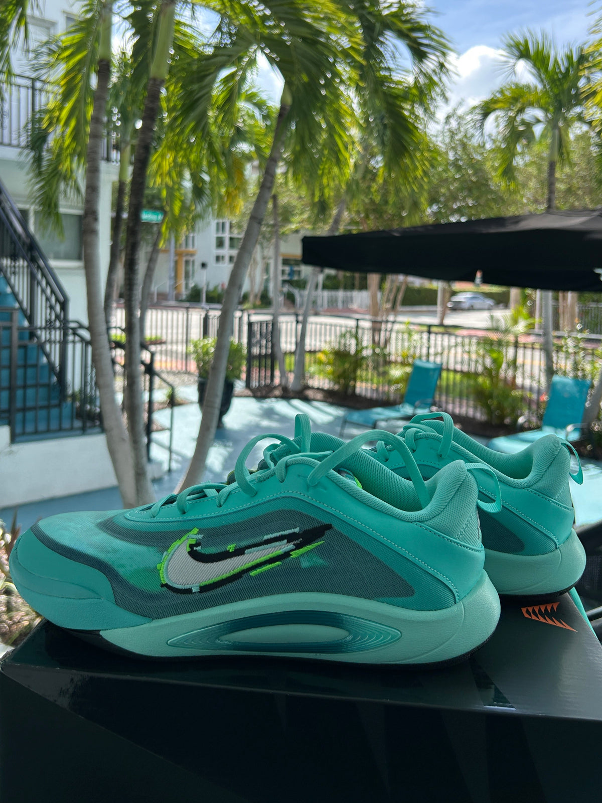 NIKE A ONE KING OF COURT TURQUESA