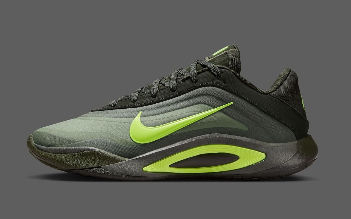 NIKE A ONE SEQUOA
